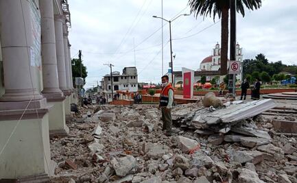 Se derrumba parte de palacio municipal de Hueyapan, Puebla