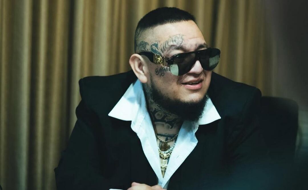 El rapero comenzó a cantar luego de irrumpir en una vivienda. Foto: Redes Sociales