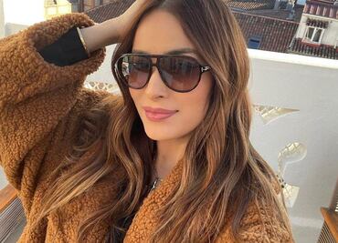 Cynthia Rodríguez enamora con vestido blazer de animal print