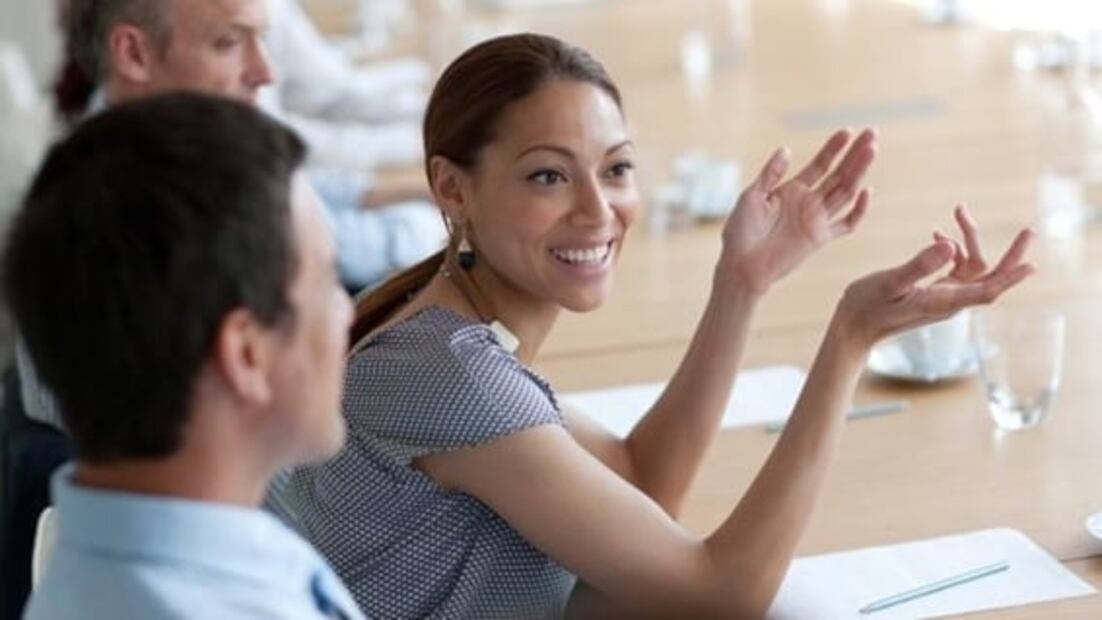 Cuáles son los países donde la gente trabaja más y menos horas semanales