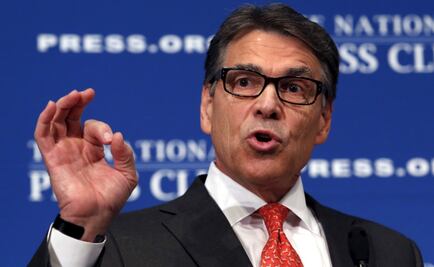 Tras tacharlo de cáncer para EU; Rick Perry apoya a Trump