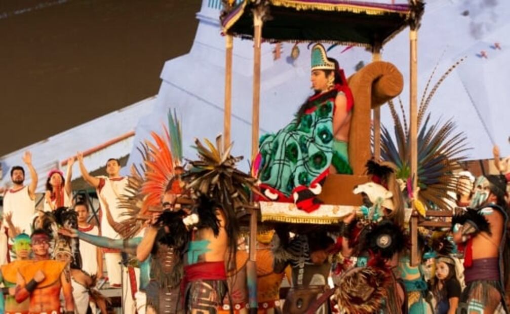 Esta noche "resucitan" a Moctezuma en el Zócalo