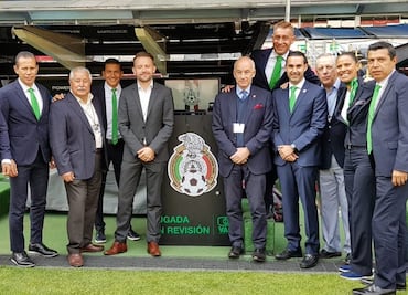 David Elleray estuvo en el Cruz Azul vs Lobos BUAP
