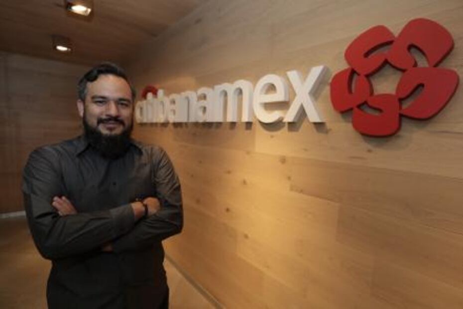 De desempleadas a ganar en dólares 