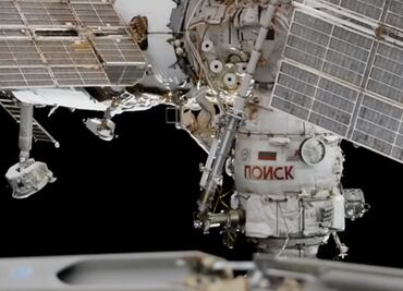 En este instante, astronautas rusos abandonan la EEI para emprender caminata espacial