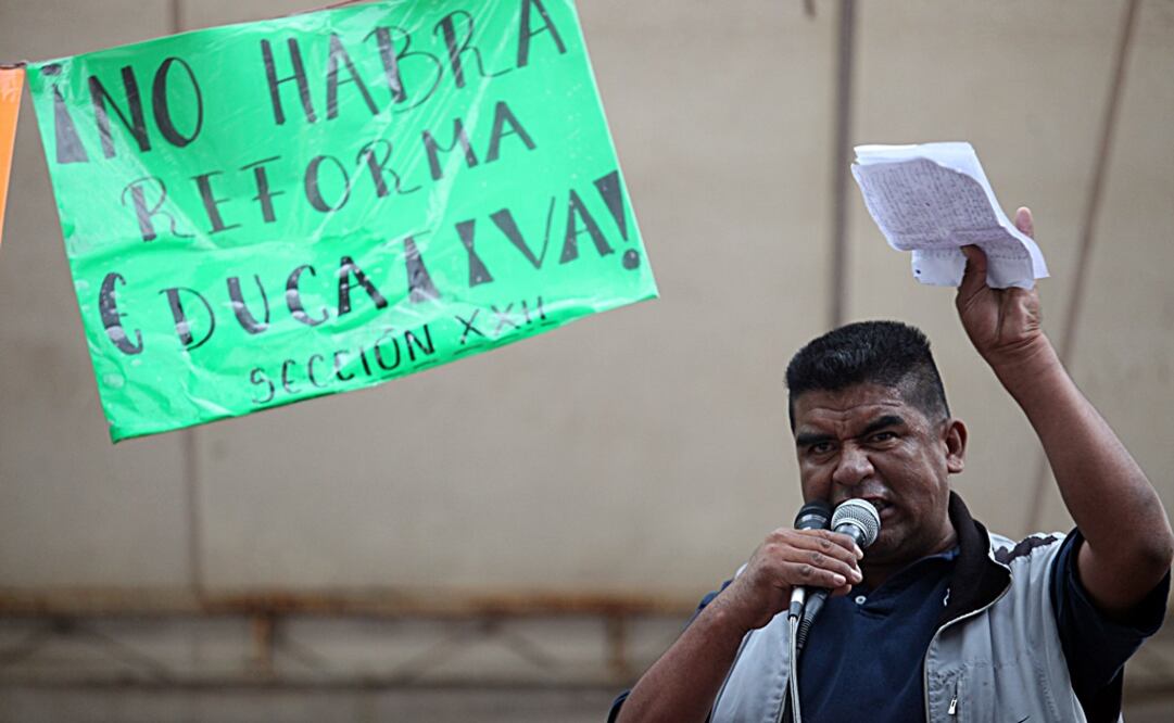 Los funcionarios señalaron que cualquier diálogo con la CNTE deberá estar apegado a la ley./Archivo - EL UNIVERSAL