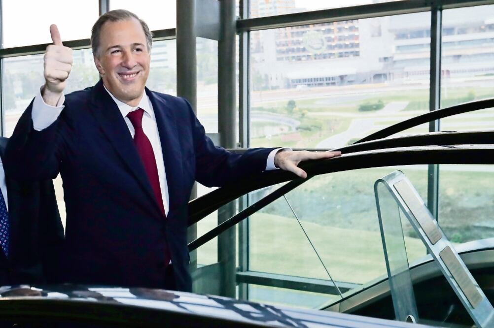 José Antonio Meade Kuribreña acudió al Congreso Nacional de Ingeniería Civil, donde señaló que trabaja por una política que genere y que busque consensos, que es lo que ha intentado hacer los últimos 20 años (LUCÍA GODÍNEZ. EL UNIVERSAL)