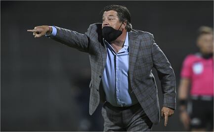 Se le agota el tiempo a Miguel Herrera