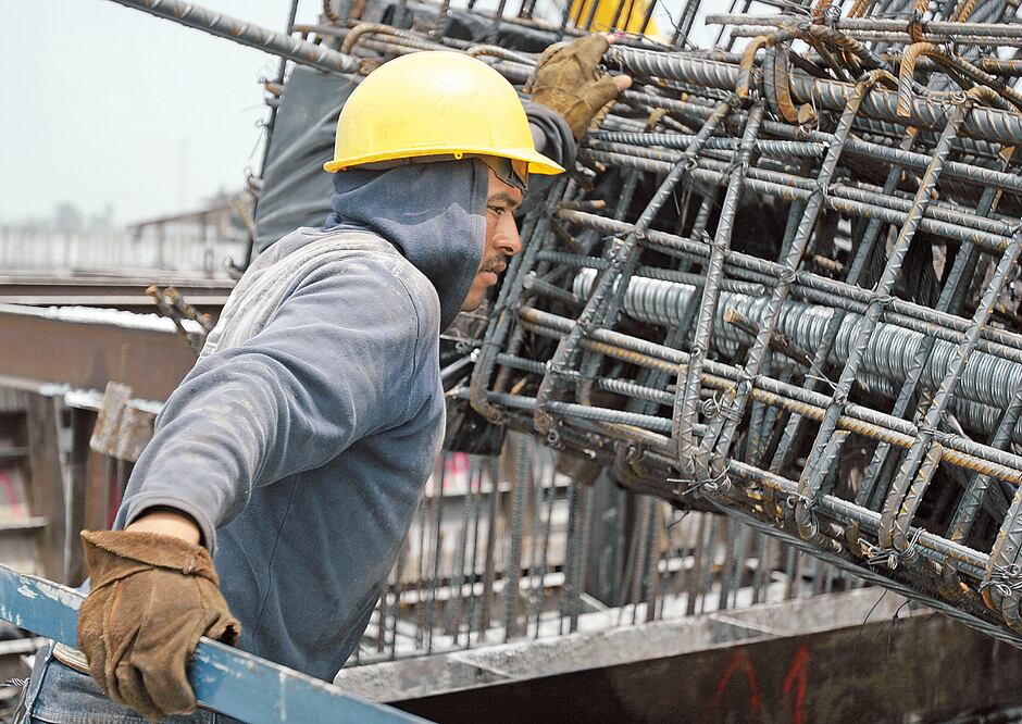 ICA obtiene contrato por mil 100 mdd para refinería de Tula