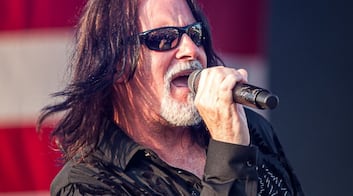 Muere Tommy DeCarlo, el fan de Boston que se convirtió en el cantante principal de la banda 