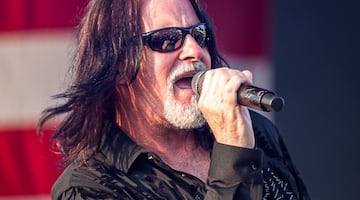 Muere Tommy DeCarlo, el fan de Boston que se convirtió en el cantante principal de la banda 