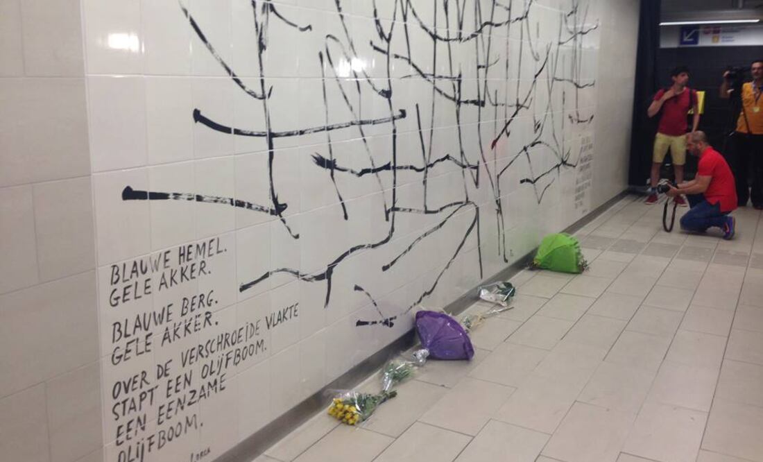 "Cielo azul./ Campo amarillo./ Monte azul./ Campo amarillo./ Por la llanura tostada / va caminando un olivo./ Un solo / olivo", reza el poema. FOTO: Twitter/@@NilsQuintelier