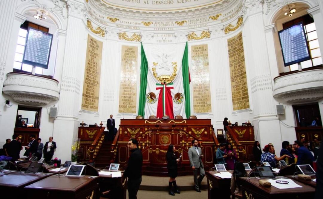 Diputados locales discutieron para solicitar investigar a Jorge Romero, por sus presuntos vínculos con el llamado Cártel Inmobiliario (12/11/2024). Foto: X @Congreso_CdMex