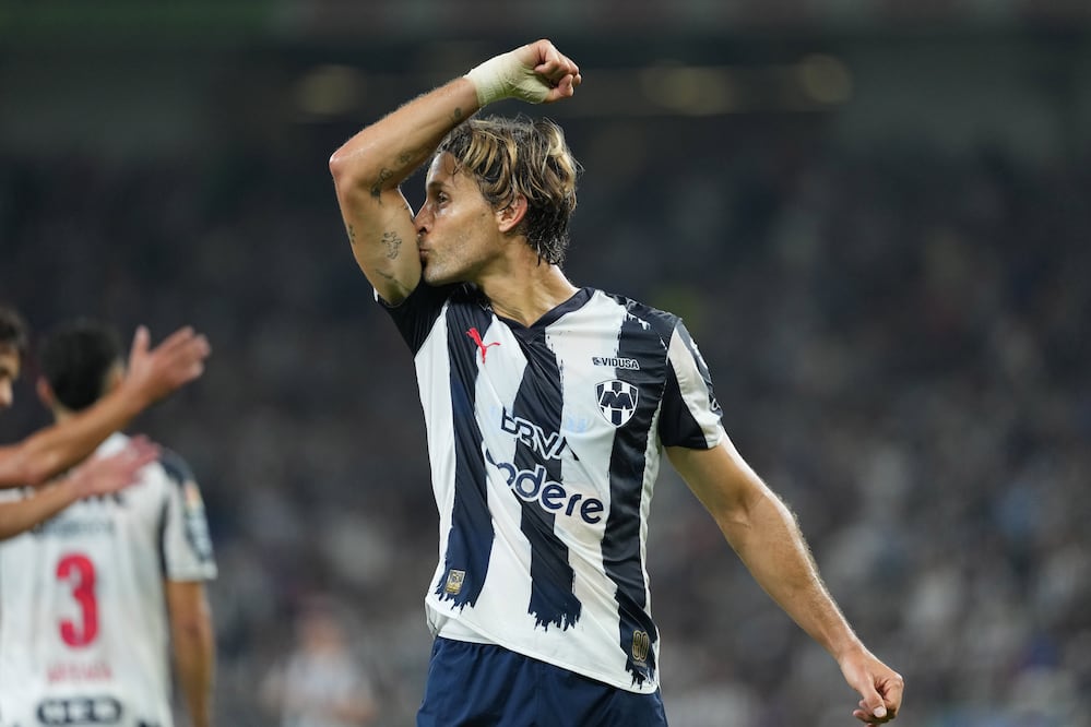 Sergio Canales festeja su gol / Foto: Imago7