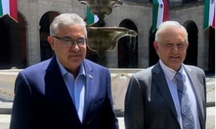 Entrega SNTE a AMLO propuesta para modificar pensiones del ISSSTE