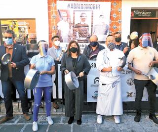 En Hidalgo y Puebla se suman a cacerolazo