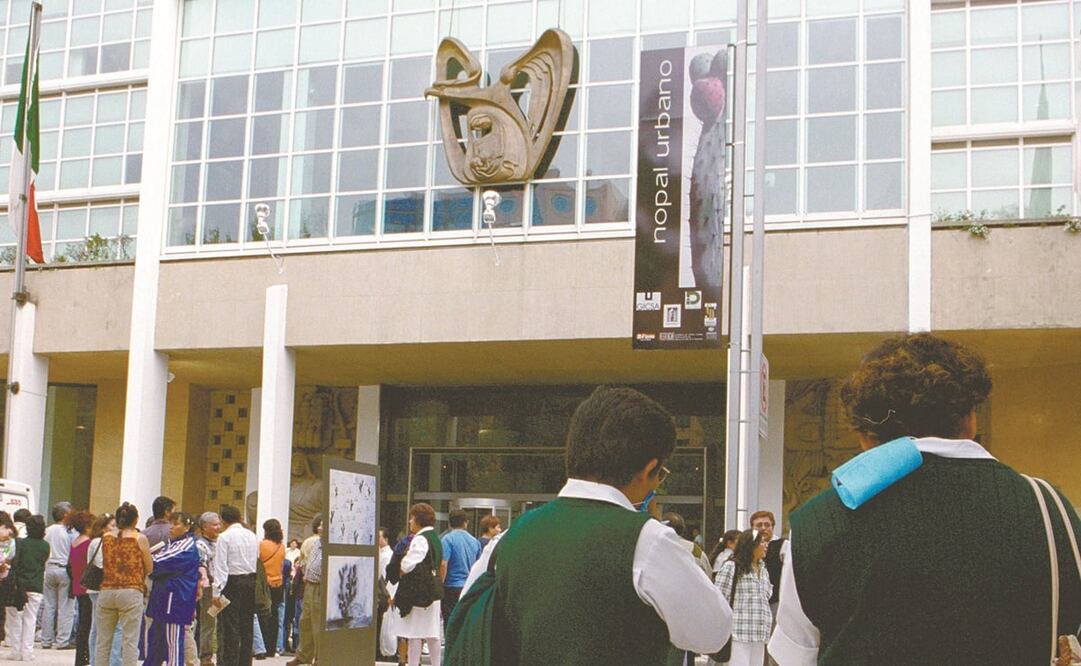 Hombre del video de sobornos tiene 56 contratos en 3 estados: IMSS