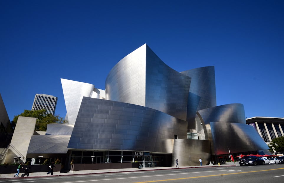 Walt Disney Concert Hall, en Los Ángeles, obra del arquitecto Frank Gehry.
Foto: AFP / Frederic J. Brown
