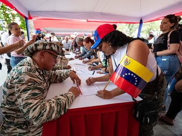 Venezuela amplía zonas de alistamiento de milicianos ante "agresión" de EU; "nivel de organización es mucho mayor", dice