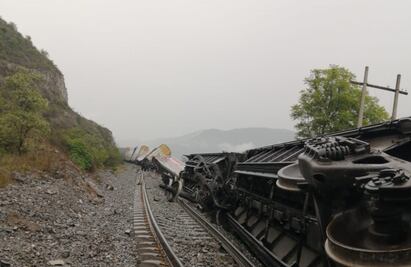 Tren de carga se descarrila a la altura del municipio de Acultzingo en Veracruz