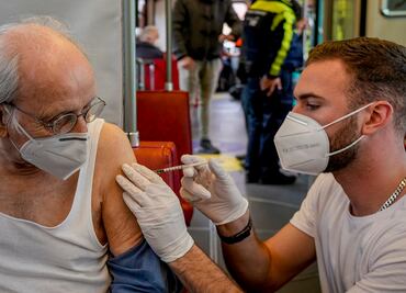 Indocumentados mayores de 50 años ya pueden inscribirse para recibir servicios de salud gratuitos en California