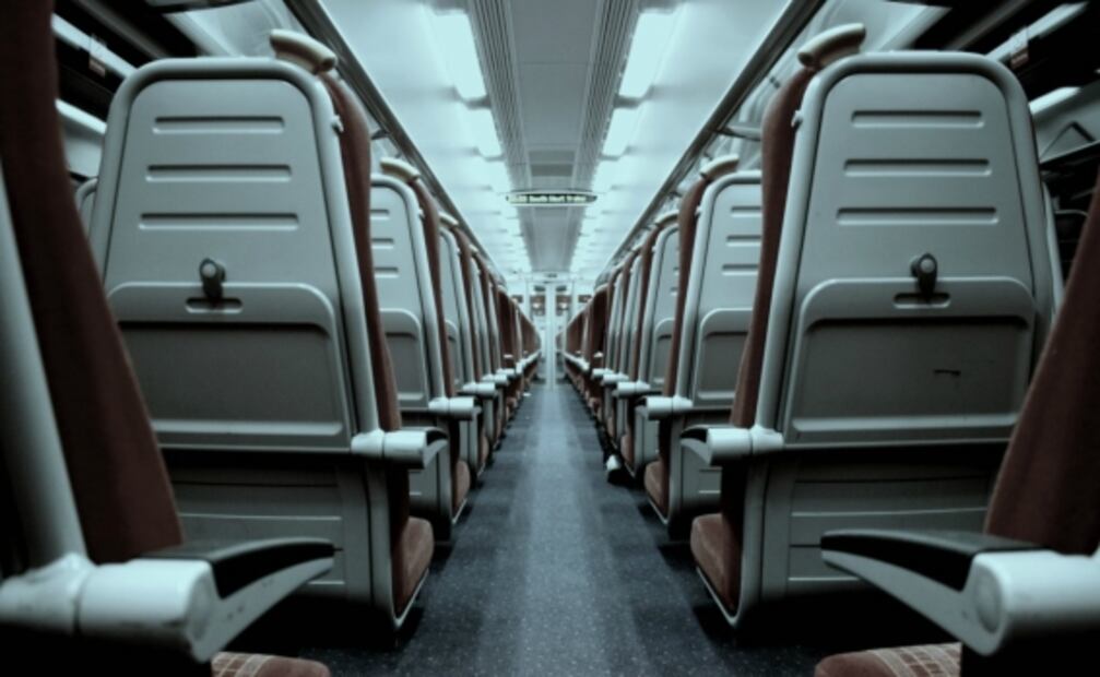 ¿Hay asientos de avión más seguros contra el  Covid-19? Esto dicen expertos