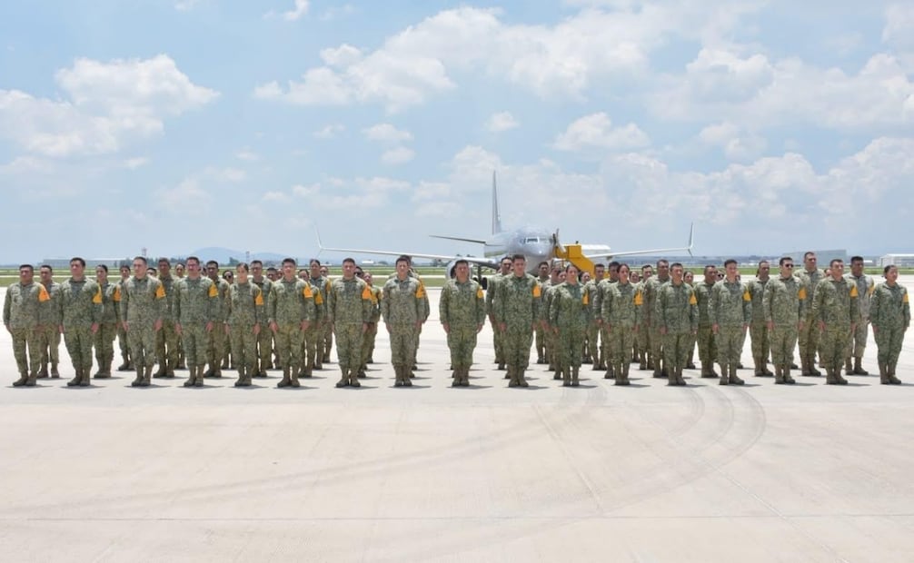 Defensa envía ayuda humanitaria a Venezuela, van lomitos entrenados, rescatistas y elementos de salud. Foto: Especial.