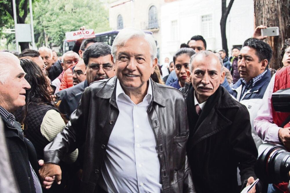 Andrés Manuel López Obrador, dirigente nacional de Morena, encabezó el consejo de su partido. Ante más de 200 integrantes recalcó que la agrupación “es un instrumento de lucha al servicio del pueblo" (GALO CAÑAS. CUARTOSCURO)