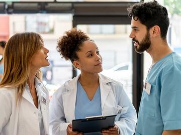 ¿Por qué tantos jóvenes de América Latina van a Argentina a estudiar Medicina?