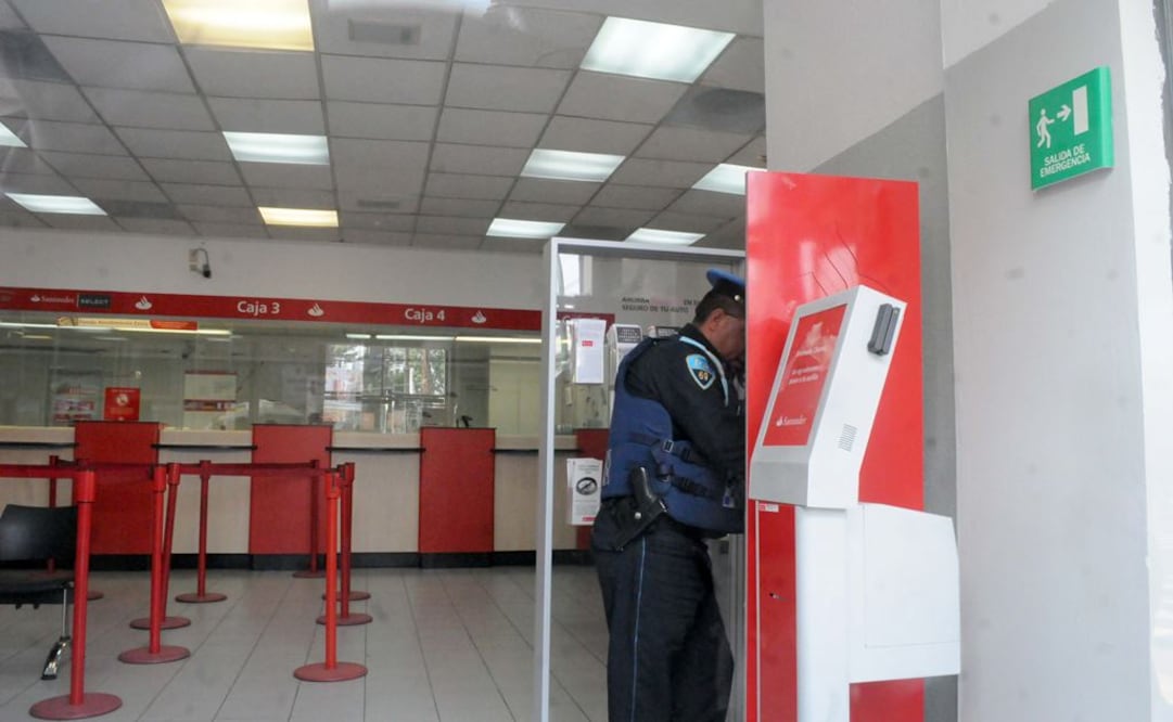 Asaltan banco y se llevan 5 mdp en efectivo