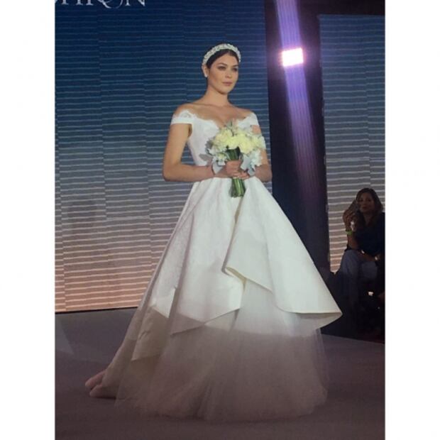 Para novias atemporales, Vero Díaz presenta colección de vestidos de novia