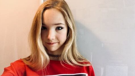 Naomi, la "anti-Greta Thunberg" que aboga en contra del "alarmismo medioambiental"