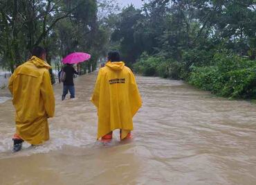 Protección Civil de Chiapas llama a la ciudadanía a autoprotegerse por las fuertes lluvias; varios fenómenos meteorológicos afectan la región