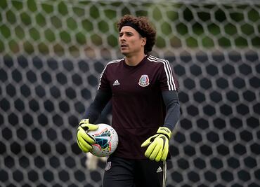 Guillermo Ochoa vs. la maldición de porteros del América en Copas del Mundo