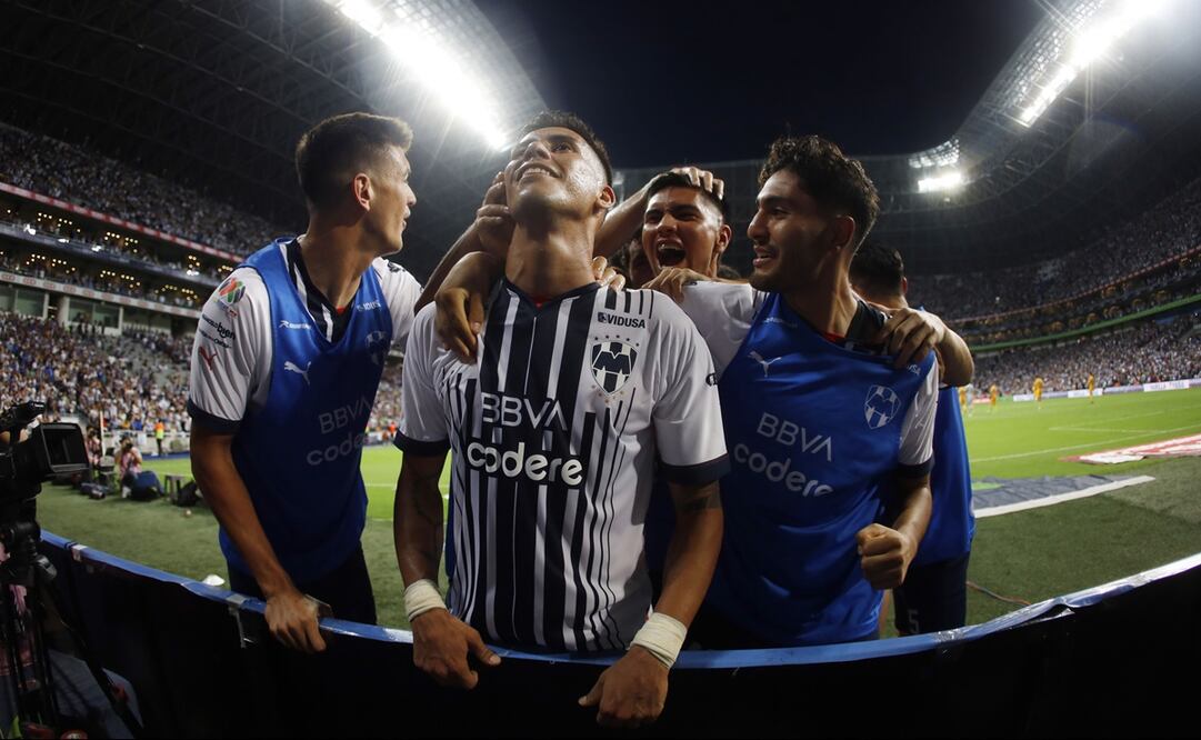 Rayados de Monterrey en el Clásico Regio - FOTO: Imago7