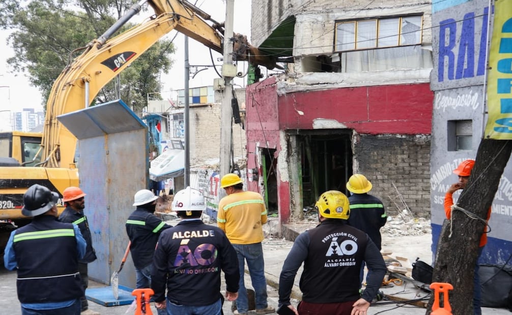 Inicia demolición controlada de cuatro predios tras explosión de gas en Álvaro Obregón. Foto: Karla Guerrero