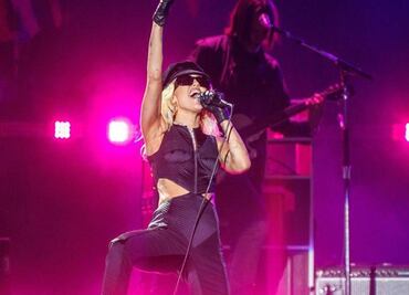 Miley Cyrus sufre ataque de ansiedad en el Corona