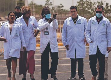 Alistan otro contrato para médicos cubanos; les pagan casa, chofer y dieta balanceada