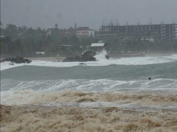 Tormenta tropical: ¿Volabas a Guerrero o Oaxaca? aerolíneas reagendan operaciones por lluvias generadas por "Erick"; ofrecen reembolsos