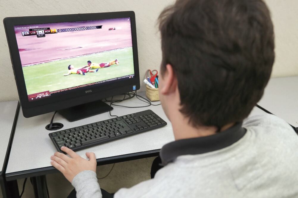 Exitoso debut de licántropos en la web, no así a la hora de jugar. (BERENICE FREGOSO. EL UNIVERSAL)