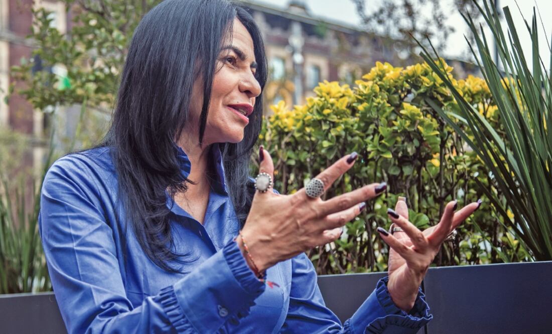 La delegada Dione Anguiano Flores dijo que cuentan con todos los estudios necesarios sobre las zonas de alto riesgo geológico y que entregarán la información a la próxima titular de Iztapalapa, Clara Brugada. (YADÍN XOLALPA. EL UNIVERSAL)