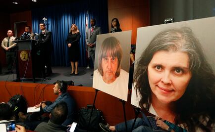 Acusan de tortura, abuso y actos lascivos a padres de los 13 hermanos cautivos en EU