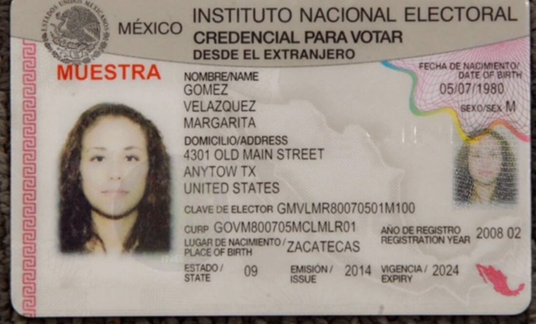 Modelo de la Credencial para Votar desde el Extranjero que aprobó el Consejo General del INE (ESPECIAL)