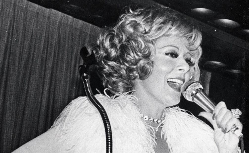 La primera actriz Silvia Pinal en una presentación de baile y canto en la Ciudad de México, en los años 70. Foto: Archivo EL UNIVERSAL.