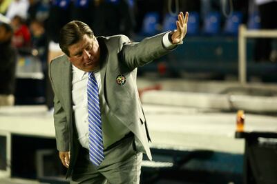 Para Miguel Herrera, el arbitraje fue disparejo