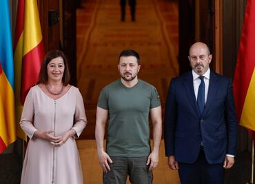 Zelenski pide a Occidente "usar todos los medios" para forzar a Moscú a la paz