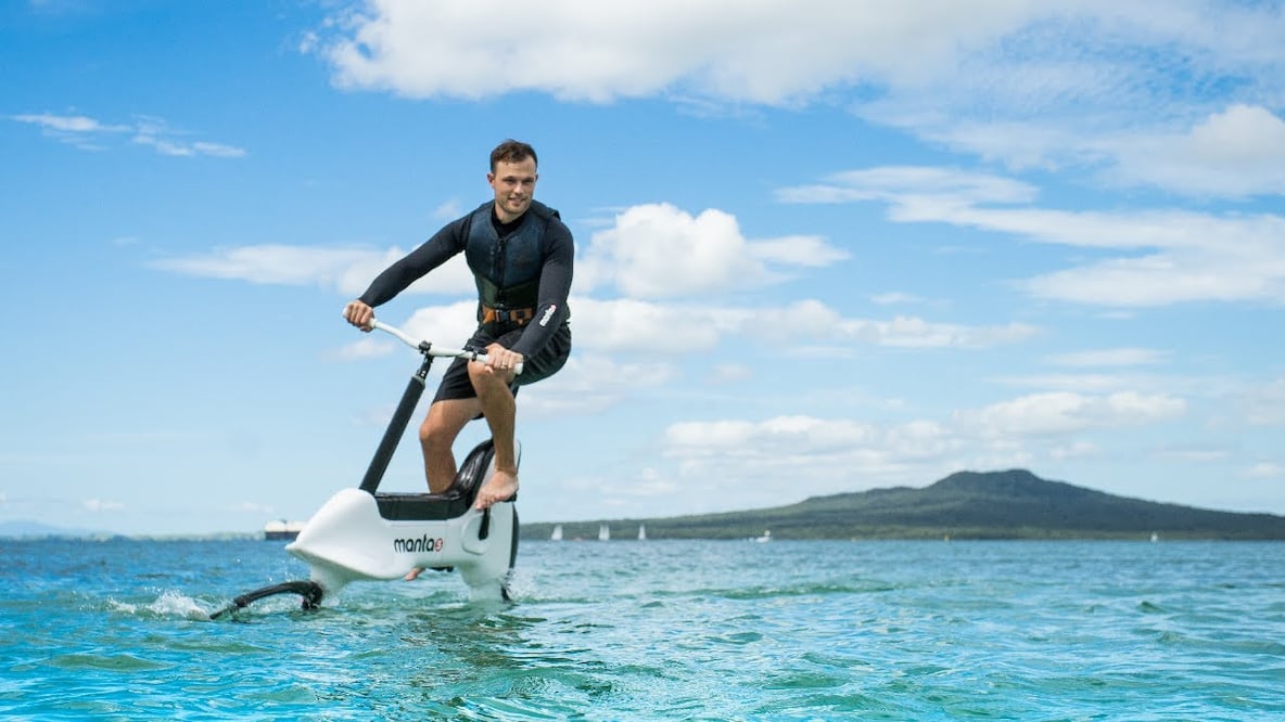 La bicicleta puede empezar a pedalearse incluso debajo del agua|Foto: Manta5