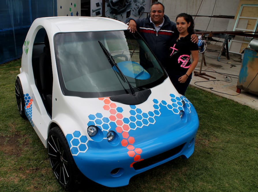 Mexicano crea auto eléctrico