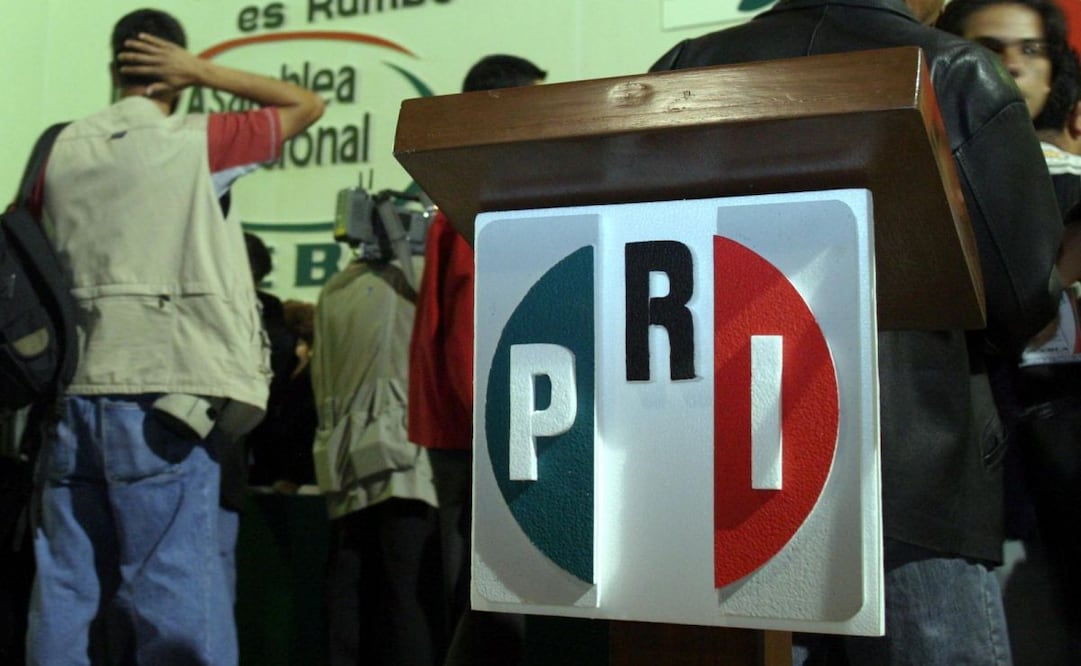 Aspectos de la 19 Asamblea Nacional de PRI del 3 de marzo 2005. Foto: Moisés Pablo/ Cuartoscuro