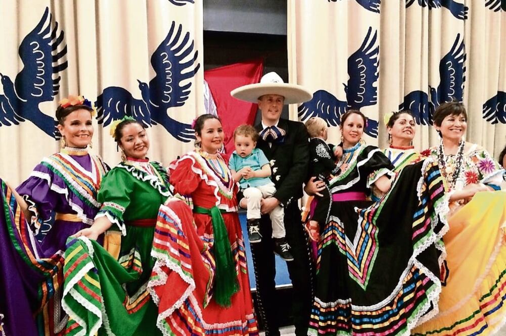 La embajada mexicana en Suecia organizó un festival con bailables floklóricos (SECRETARÍA DE RELACIONES EXTERIORES)